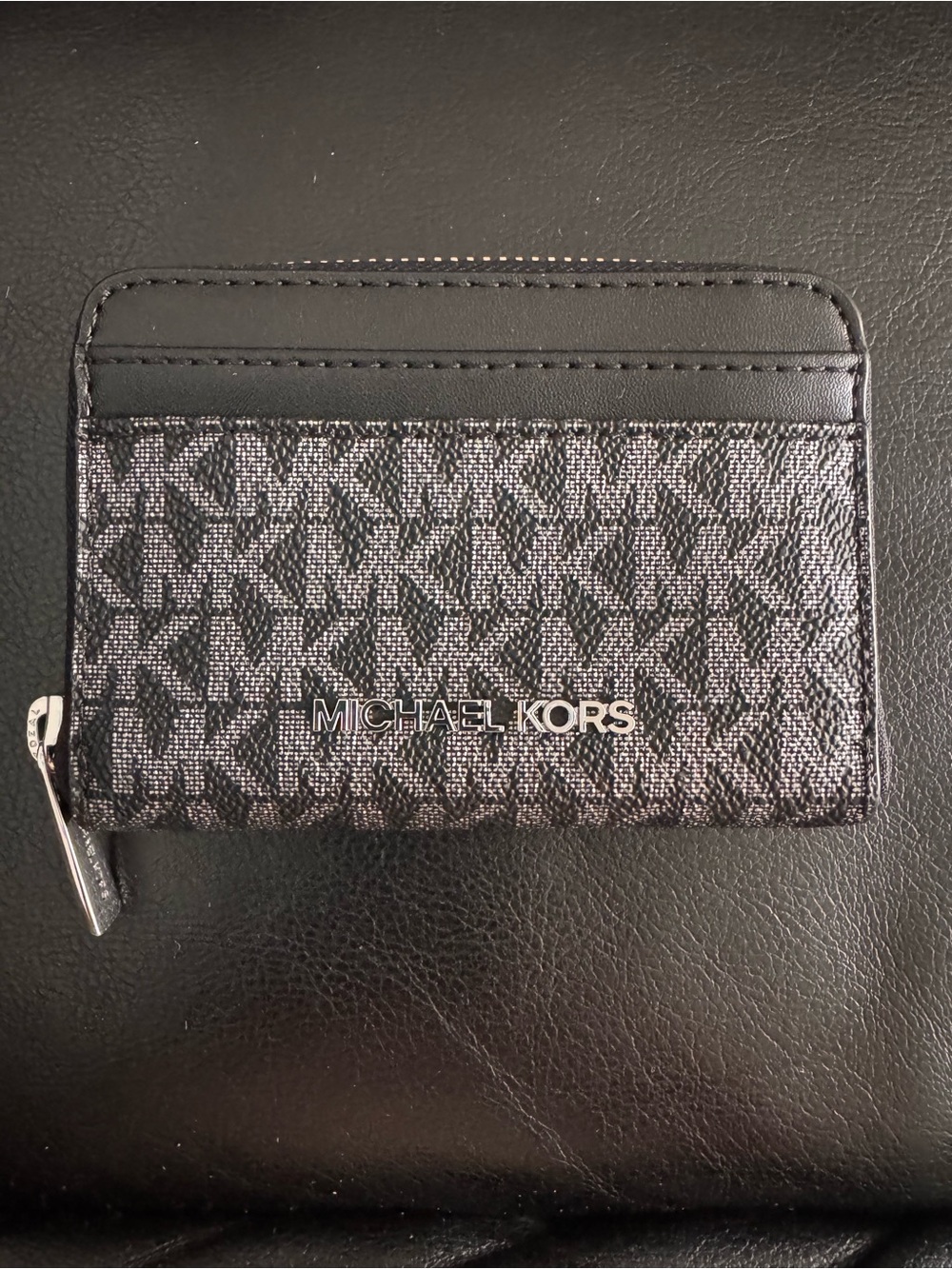 NEW CARD CASE Michael Kors Black MK Signature Card Case Wallet with Zip